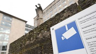 Videoüberwachung im öffentlichen Raum wird im Südwesten erleichtert. (Symbolbild)